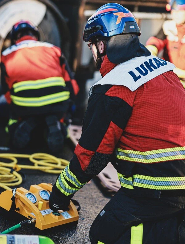 Feuerwehr bei technischer Hilfeleistung